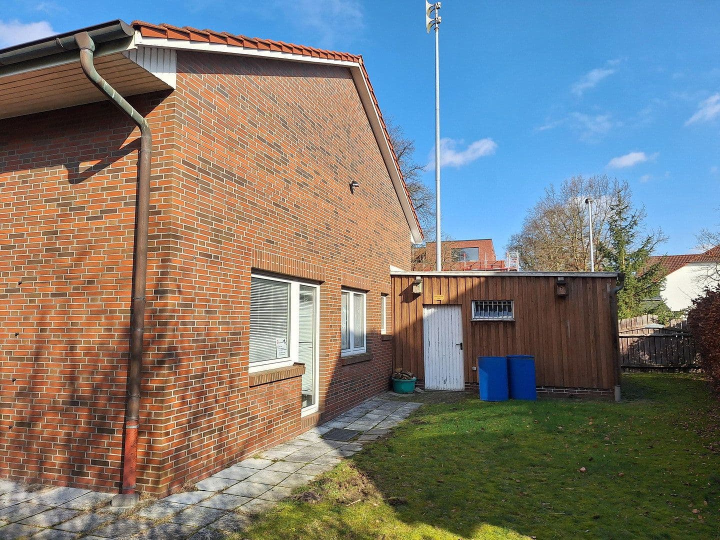 Prodej nebytového prostoru 875 m², Metjendorfer Landstraße 28, Wiefelstede, Dolní Sasko Prodej nebytového prostoru 875 m², Metjendorfer Landstraße 28, Wiefelstede, Dolní Sasko