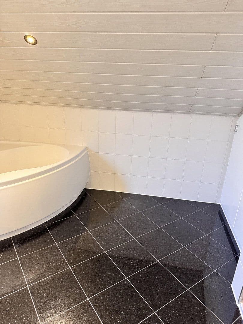 Prodej bytu 2+kk 77 m², Bad Schwalbach, Hessen Prodej bytu 2+kk 77 m², Bad Schwalbach, Hessen