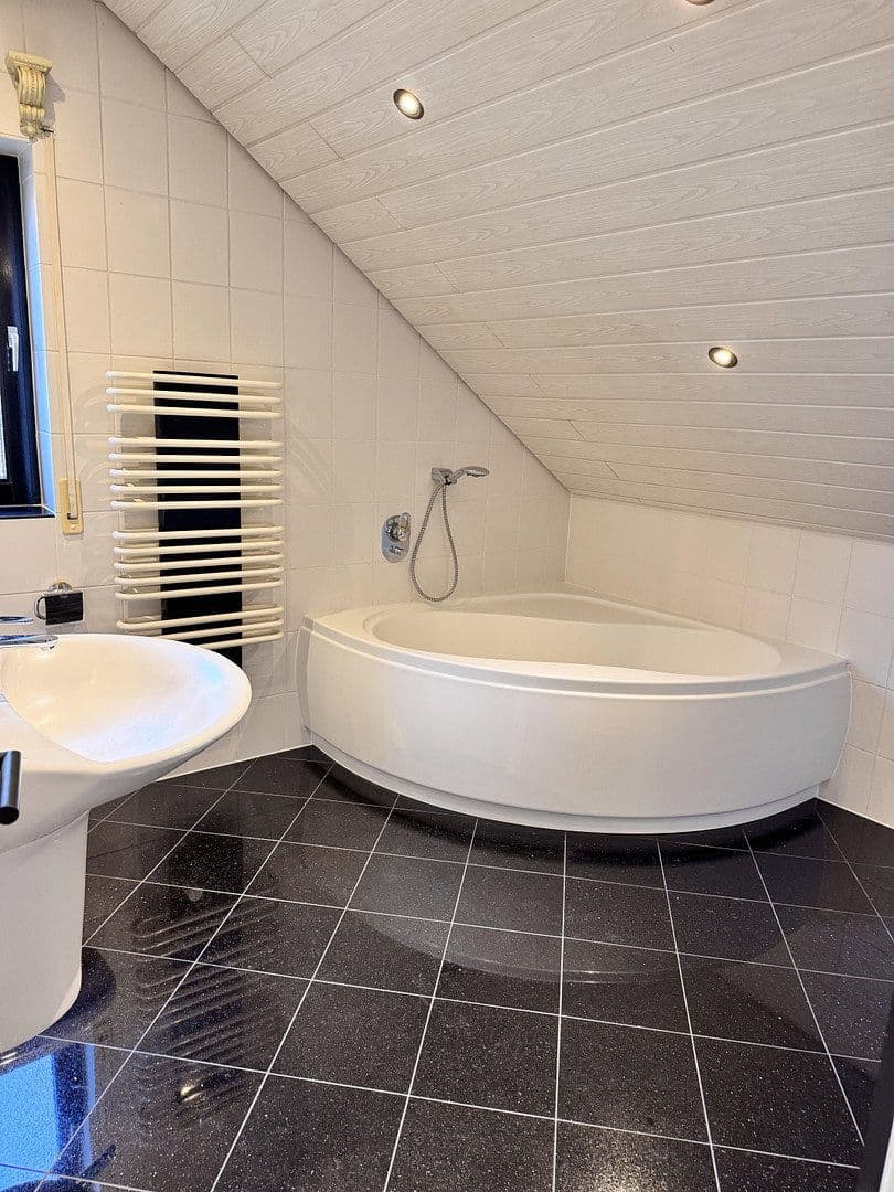 Prodej bytu 2+kk 77 m², Bad Schwalbach, Hessen Prodej bytu 2+kk 77 m², Bad Schwalbach, Hessen