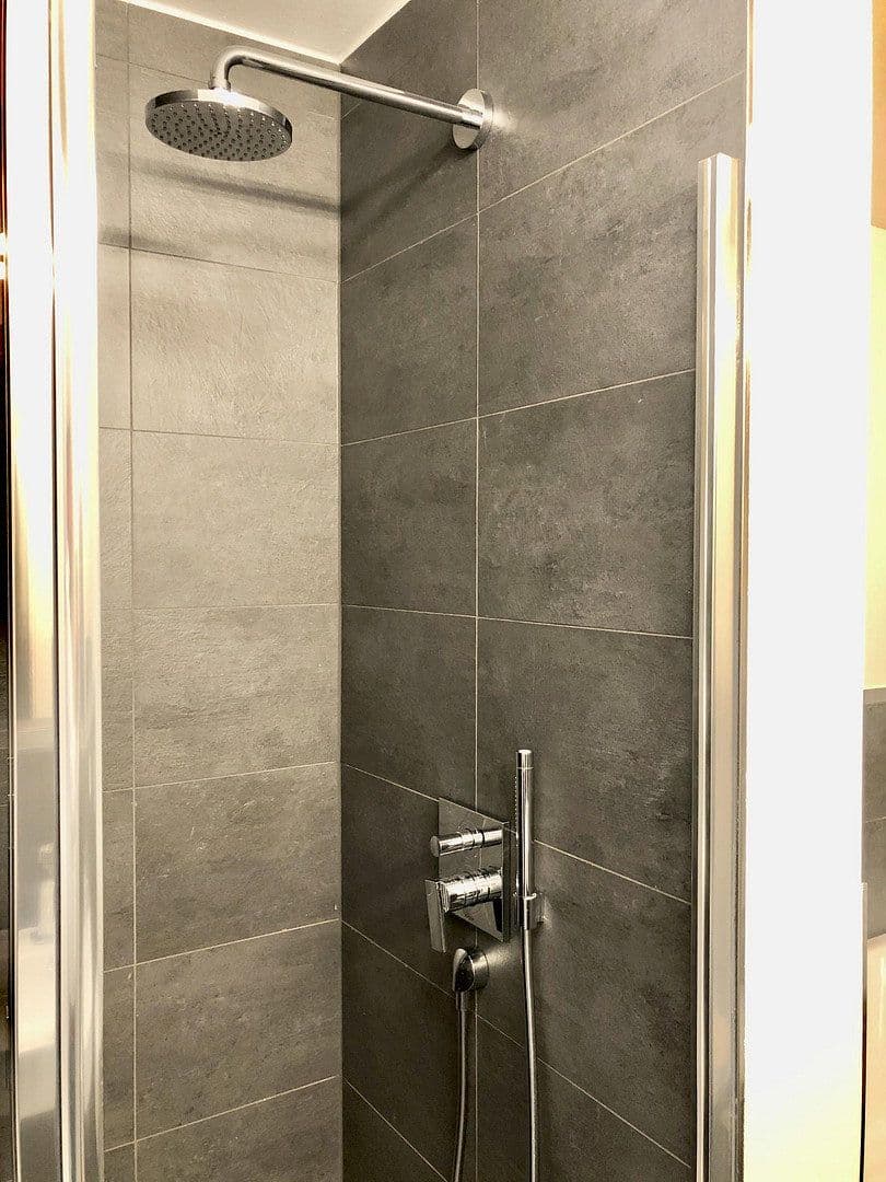 Pronájem bytu 2+1 61 m², Europa-Allee 2, Frankfurt am Main, Hessen Pronájem bytu 2+1 61 m², Europa-Allee 2, Frankfurt am Main, Hessen