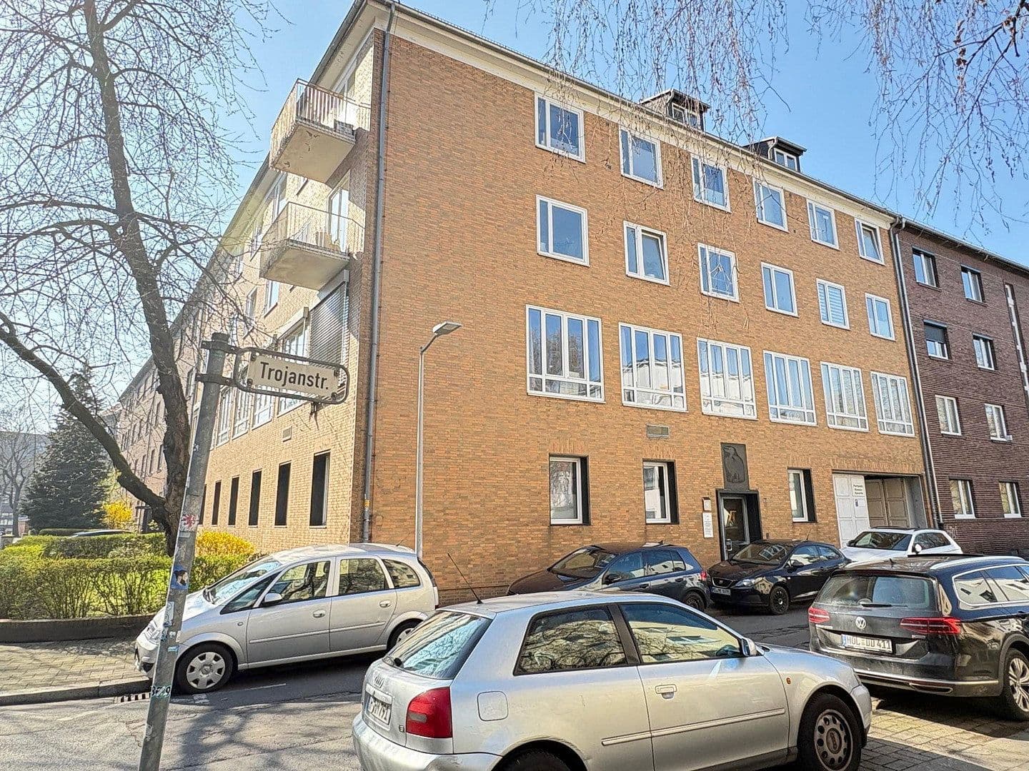 Pronájem bytu 3+1 97 m², Trojanstraße 16, Hannover, Dolní Sasko Pronájem bytu 3+1 97 m², Trojanstraße 16, Hannover, Dolní Sasko