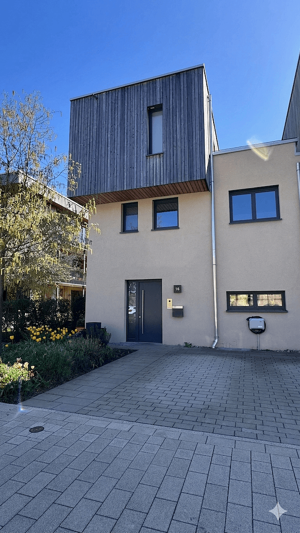 Prodej domu 169 m², pozemek 216 m², Heinrich-Diehl-Str. 16, Landau in der Pfalz, Porýní-Falc Prodej domu 169 m², pozemek 216 m², Heinrich-Diehl-Str. 16, Landau in der Pfalz, Porýní-Falc