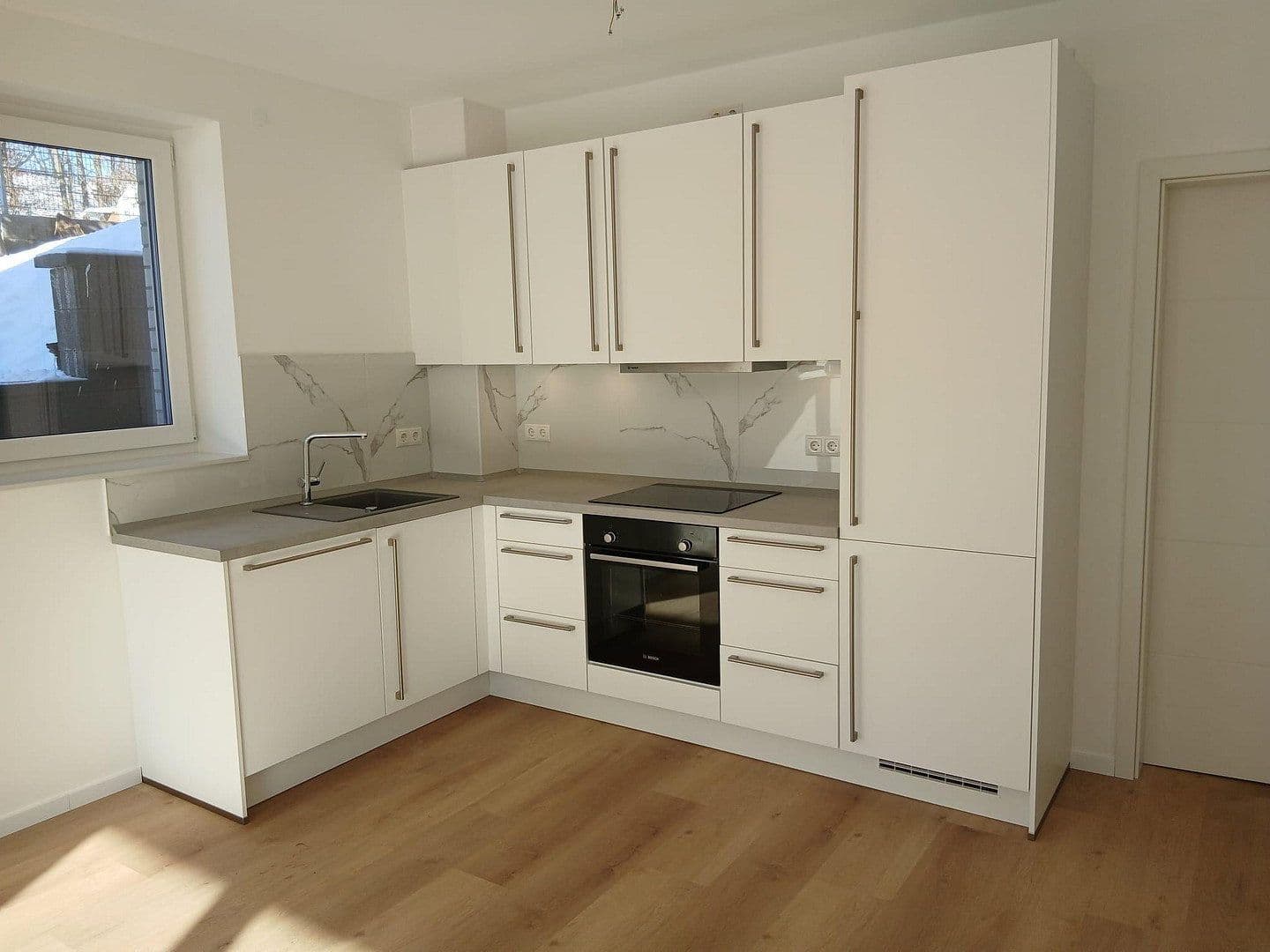 Pronájem bytu 2+1 75 m², Hamburg, Hamburg Pronájem bytu 2+1 75 m², Hamburg, Hamburg