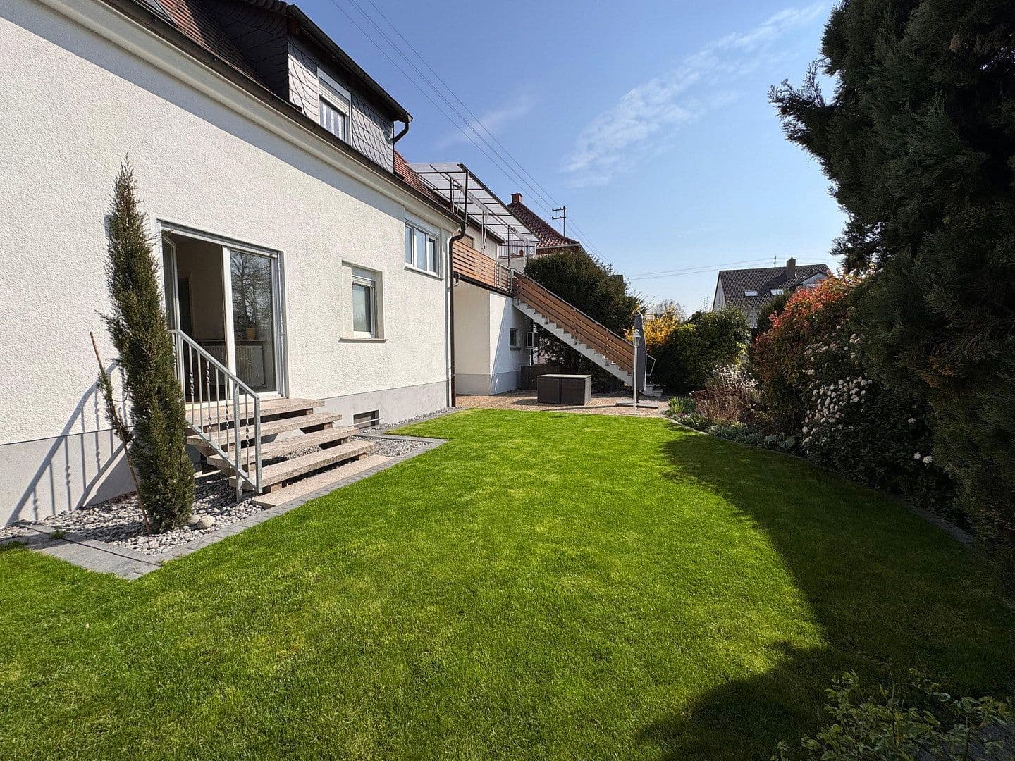 Prodej domu 153 m², pozemek 410 m², Ludwigshafen-Oggersheim, Porýní-Falc Prodej domu 153 m², pozemek 410 m², Ludwigshafen-Oggersheim, Porýní-Falc