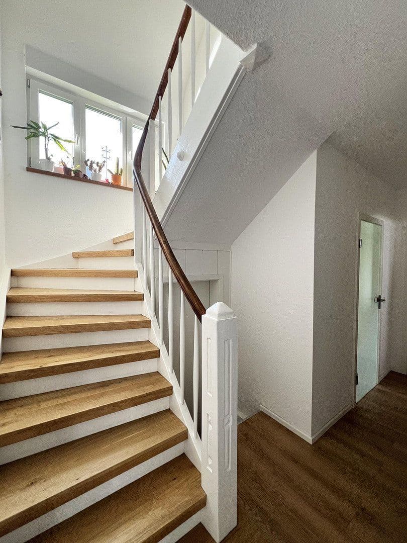 Prodej domu 153 m², pozemek 410 m², Ludwigshafen-Oggersheim, Porýní-Falc Prodej domu 153 m², pozemek 410 m², Ludwigshafen-Oggersheim, Porýní-Falc