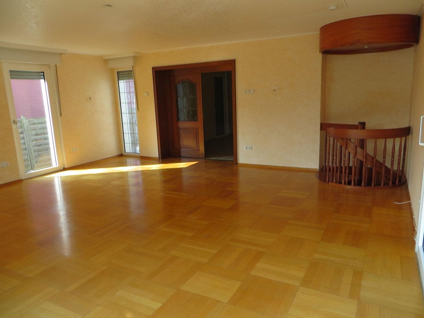 Pronájem bytu 3+kk 130 m², Bottrop, Severní Porýní-Vestfálsko Pronájem bytu 3+kk 130 m², Bottrop, Severní Porýní-Vestfálsko