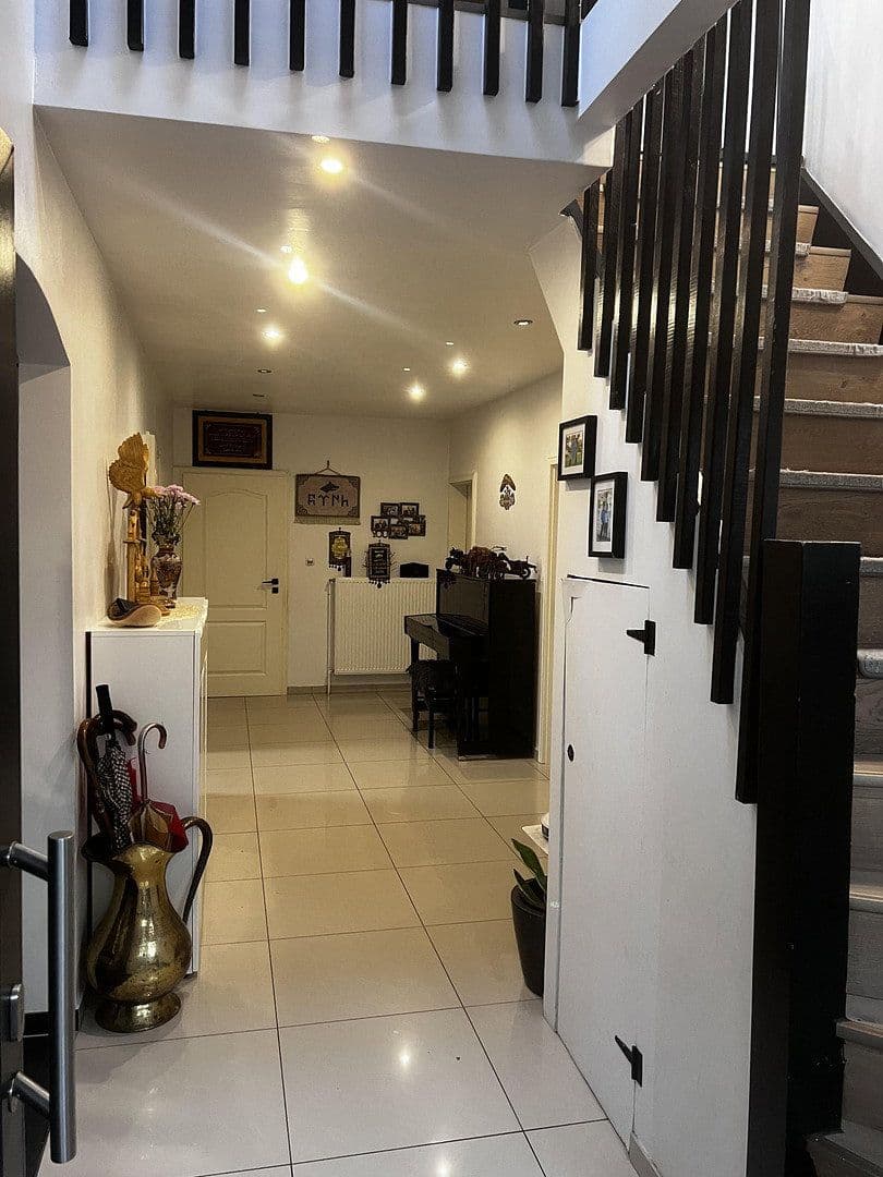 Prodej domu 220 m², pozemek 550 m², Tangstedt, Šlesvicko-Holštýnsko Prodej domu 220 m², pozemek 550 m², Tangstedt, Šlesvicko-Holštýnsko