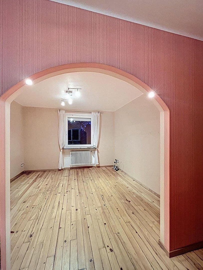 Prodej domu 138 m², pozemek 300 m², Sankt Ingbert, Země Sársko Prodej domu 138 m², pozemek 300 m², Sankt Ingbert, Země Sársko