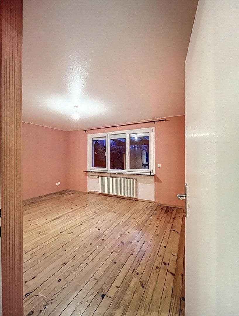 Prodej domu 138 m², pozemek 300 m², Sankt Ingbert, Země Sársko Prodej domu 138 m², pozemek 300 m², Sankt Ingbert, Země Sársko