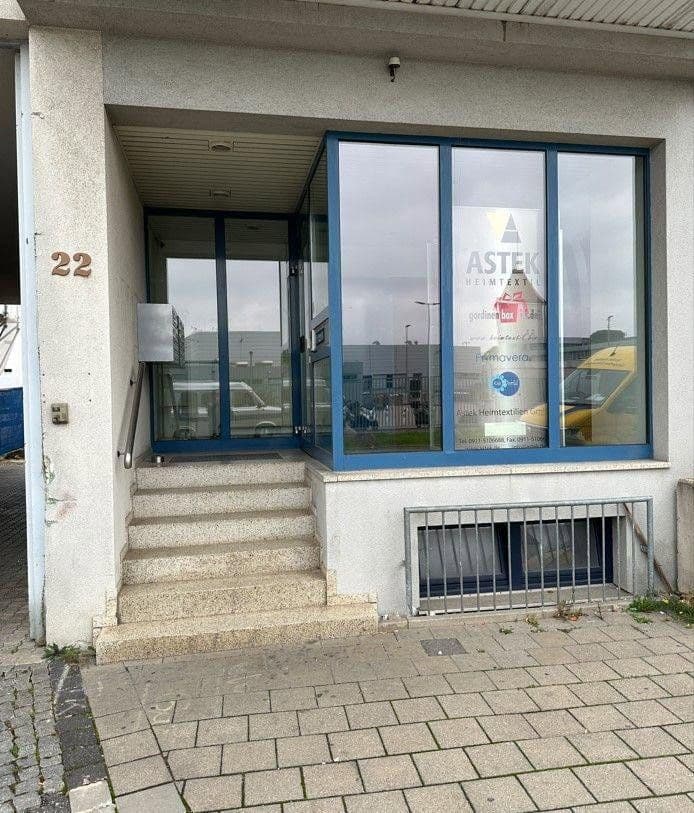 Pronájem kanceláře 88 m², Humbserstr.22, Fürth, Bavorsko Pronájem kanceláře 88 m², Humbserstr.22, Fürth, Bavorsko