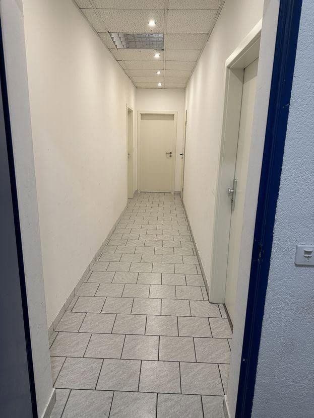 Pronájem kanceláře 88 m², Humbserstr.22, Fürth, Bavorsko Pronájem kanceláře 88 m², Humbserstr.22, Fürth, Bavorsko