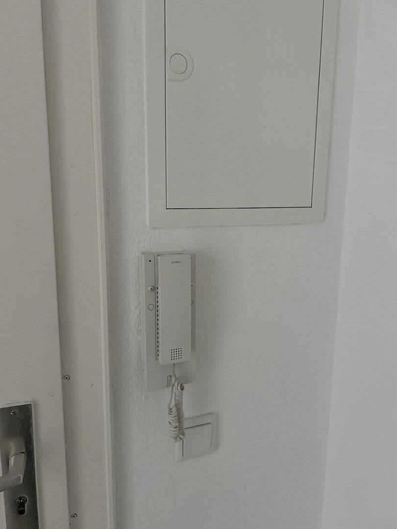 Pronájem bytu 3+1 68 m², Curieweg 12, Düsseldorf, Severní Porýní-Vestfálsko Pronájem bytu 3+1 68 m², Curieweg 12, Düsseldorf, Severní Porýní-Vestfálsko