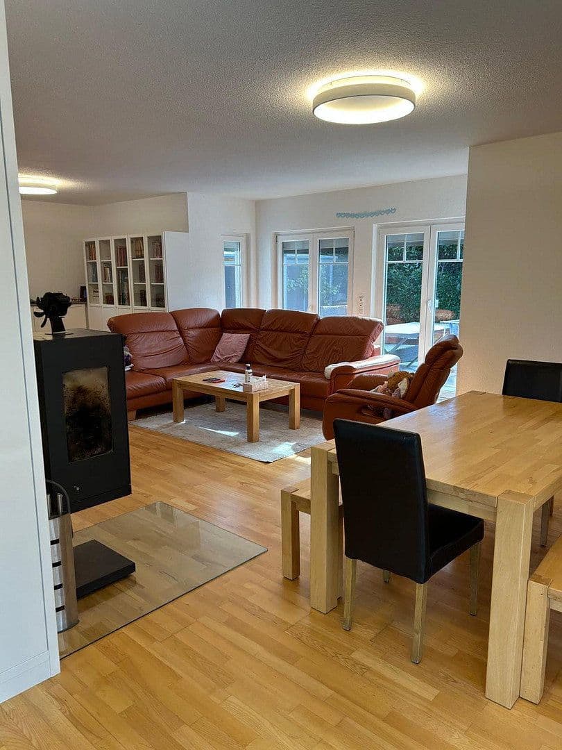 Prodej domu 133 m², pozemek 502 m², Kladow, Berlín Prodej domu 133 m², pozemek 502 m², Kladow, Berlín