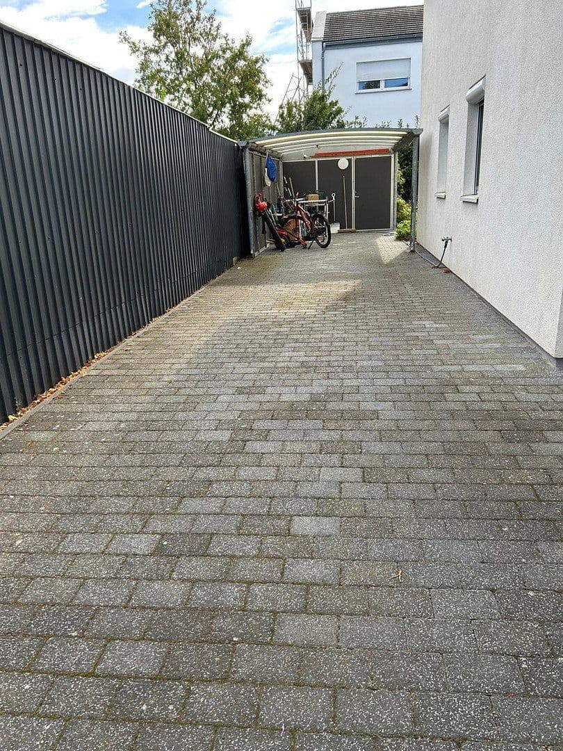 Prodej domu 133 m², pozemek 502 m², Kladow, Berlín Prodej domu 133 m², pozemek 502 m², Kladow, Berlín