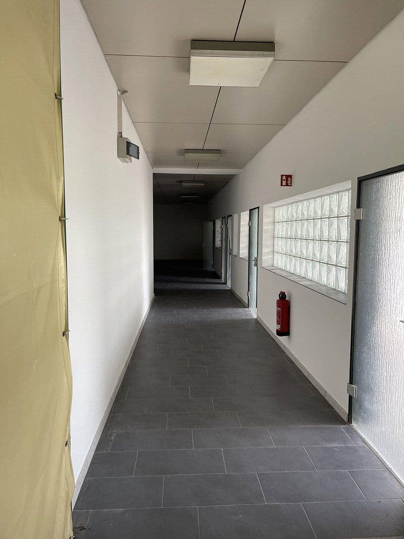 Pronájem kanceláře 150 m², Im Gewerbepark 1, Hunderdorf, Bavorsko Pronájem kanceláře 150 m², Im Gewerbepark 1, Hunderdorf, Bavorsko