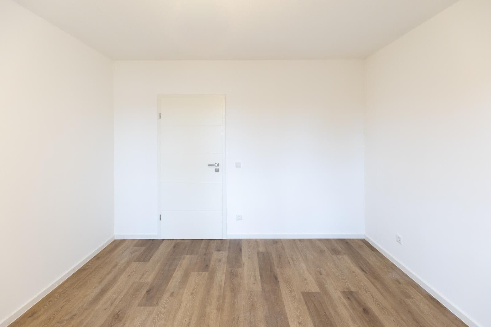 Pronájem bytu 3+1 85 m², Petersauracher Str. 39, Nürnberg, Bavorsko Pronájem bytu 3+1 85 m², Petersauracher Str. 39, Nürnberg, Bavorsko