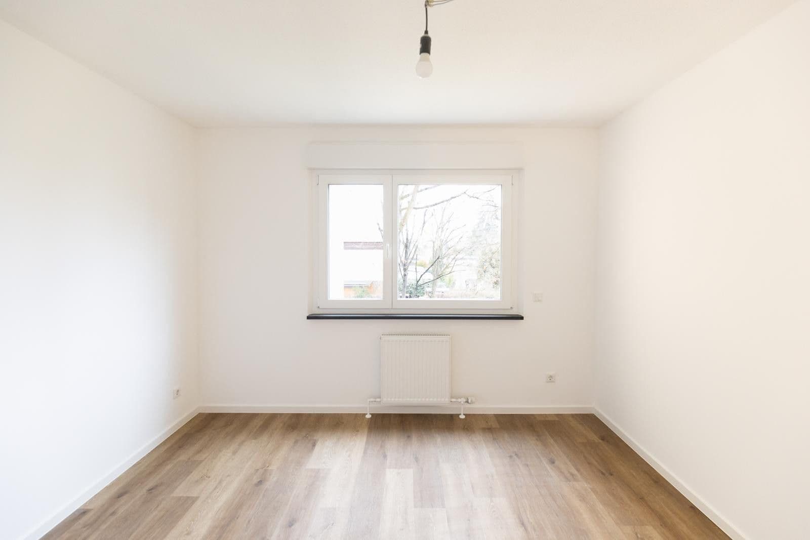 Pronájem bytu 3+1 85 m², Petersauracher Str. 39, Nürnberg, Bavorsko Pronájem bytu 3+1 85 m², Petersauracher Str. 39, Nürnberg, Bavorsko