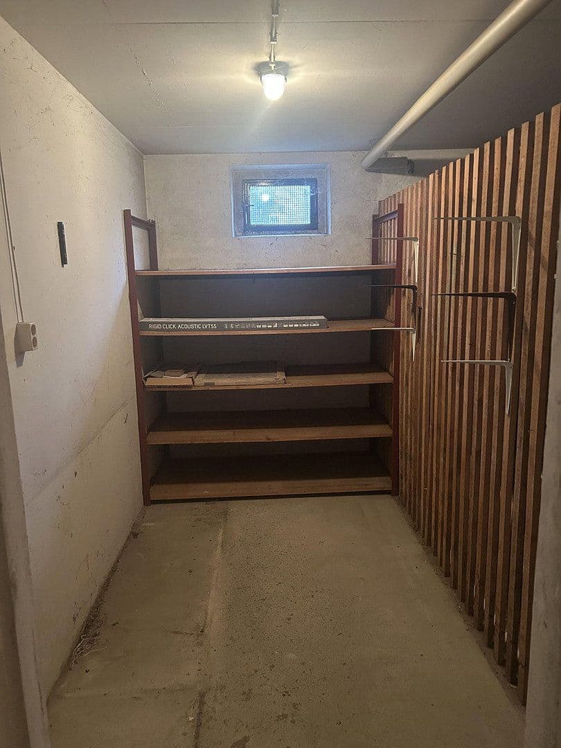 Pronájem bytu 3+1 85 m², Petersauracher Str. 39, Nürnberg, Bavorsko Pronájem bytu 3+1 85 m², Petersauracher Str. 39, Nürnberg, Bavorsko