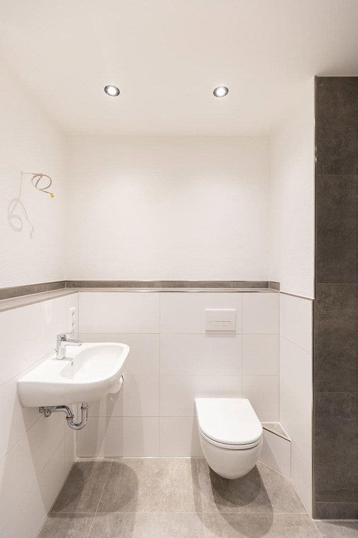 Pronájem bytu 3+1 85 m², Petersauracher Str. 39, Nürnberg, Bavorsko Pronájem bytu 3+1 85 m², Petersauracher Str. 39, Nürnberg, Bavorsko