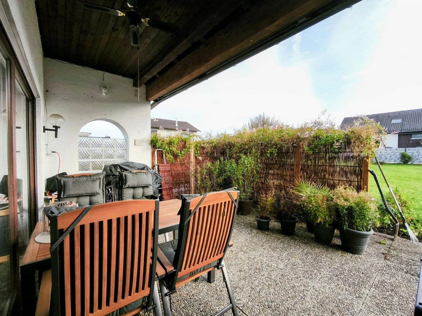 Pronájem bytu 4+1 127 m², Obertaufkirchen, Bavorsko Pronájem bytu 4+1 127 m², Obertaufkirchen, Bavorsko