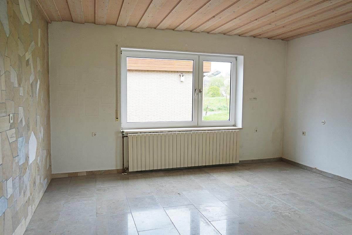 Prodej domu 171 m², pozemek 3.806 m², Untersteinbach 1, Bergisch Gladbach, Severní Porýní-Vestfálsko Prodej domu 171 m², pozemek 3.806 m², Untersteinbach 1, Bergisch Gladbach, Severní Porýní-Vestfálsko