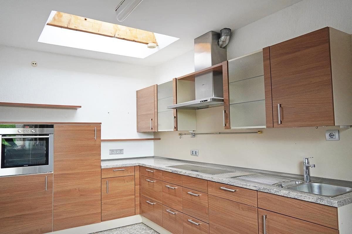 Prodej domu 171 m², pozemek 3.806 m², Untersteinbach 1, Bergisch Gladbach, Severní Porýní-Vestfálsko Prodej domu 171 m², pozemek 3.806 m², Untersteinbach 1, Bergisch Gladbach, Severní Porýní-Vestfálsko