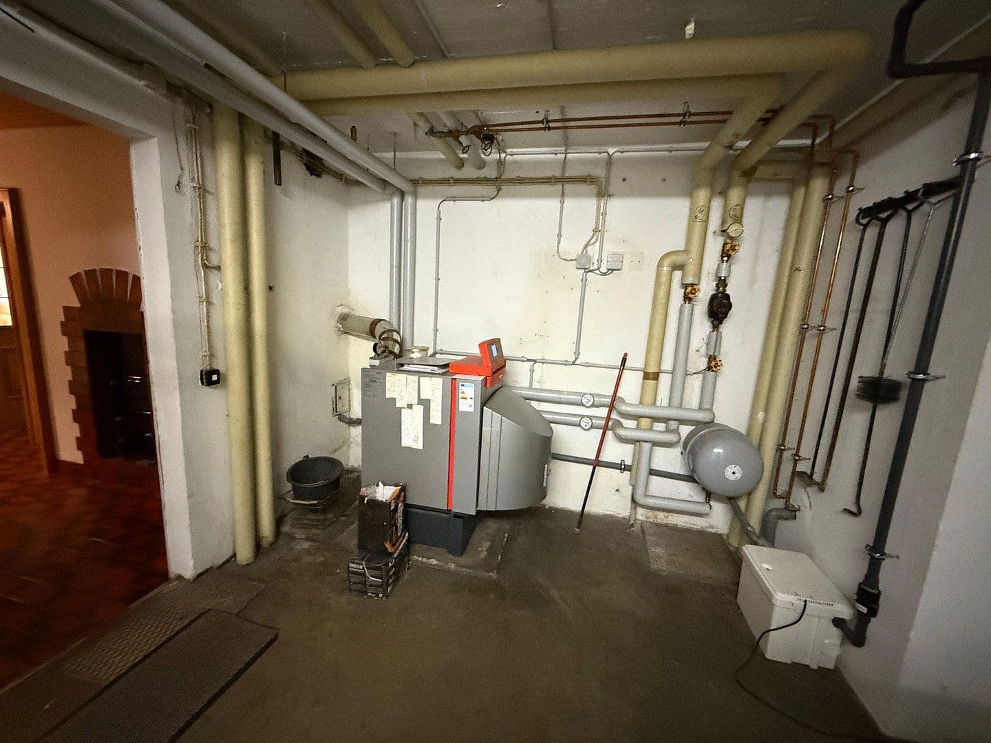 Prodej domu 180 m², pozemek 1.660 m², Sulzbach-Rosenberg, Bavorsko Prodej domu 180 m², pozemek 1.660 m², Sulzbach-Rosenberg, Bavorsko