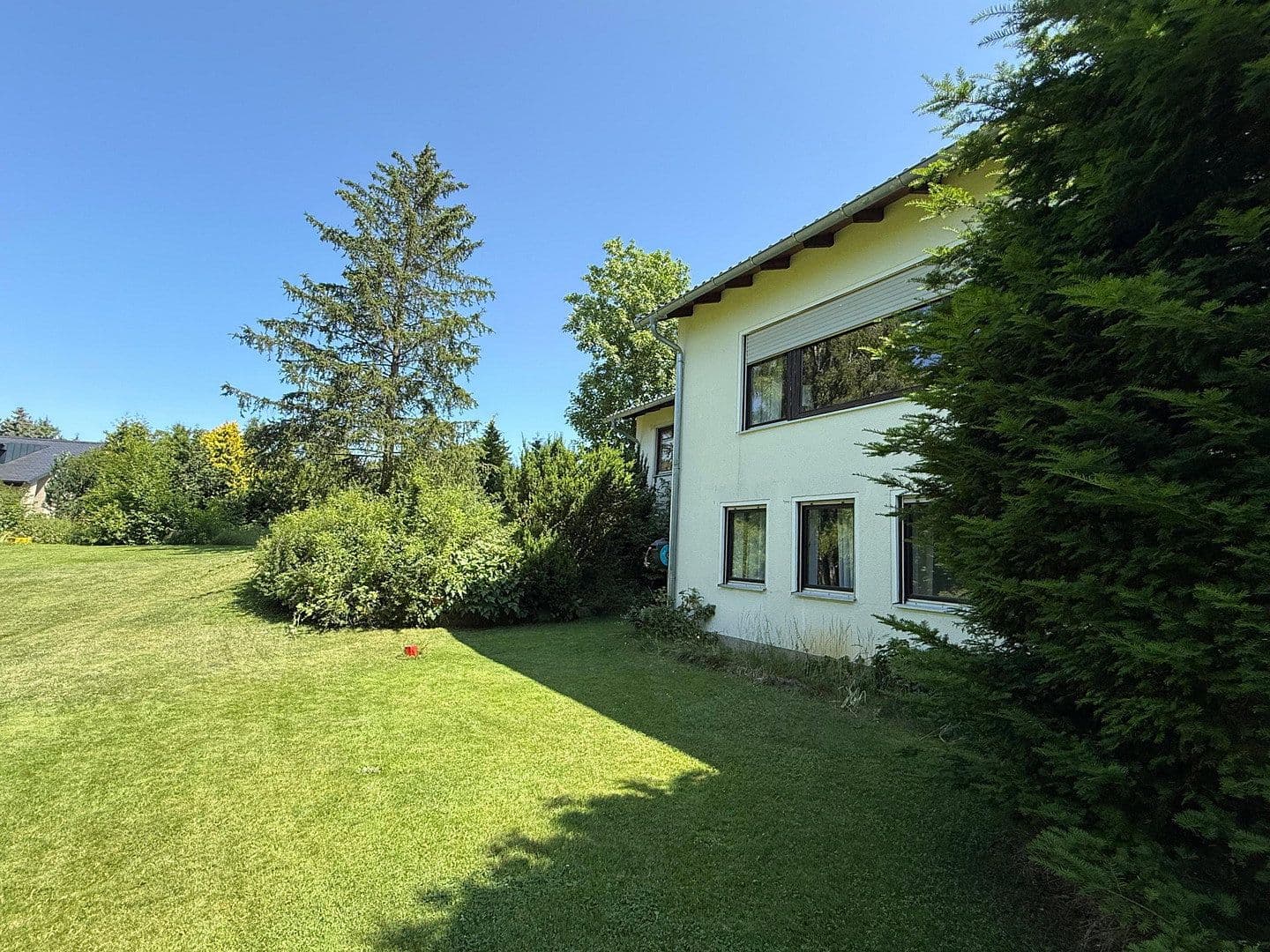 Prodej domu 180 m², pozemek 1.660 m², Sulzbach-Rosenberg, Bavorsko Prodej domu 180 m², pozemek 1.660 m², Sulzbach-Rosenberg, Bavorsko