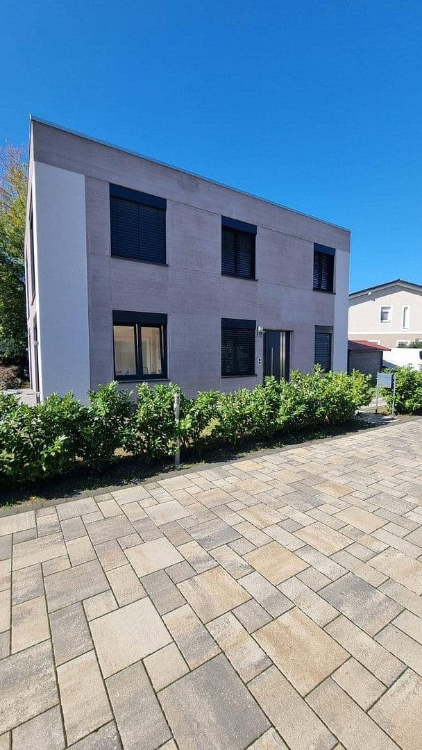 Pronájem domu 197 m², pozemek 485 m², Berlin, Berlín Pronájem domu 197 m², pozemek 485 m², Berlin, Berlín