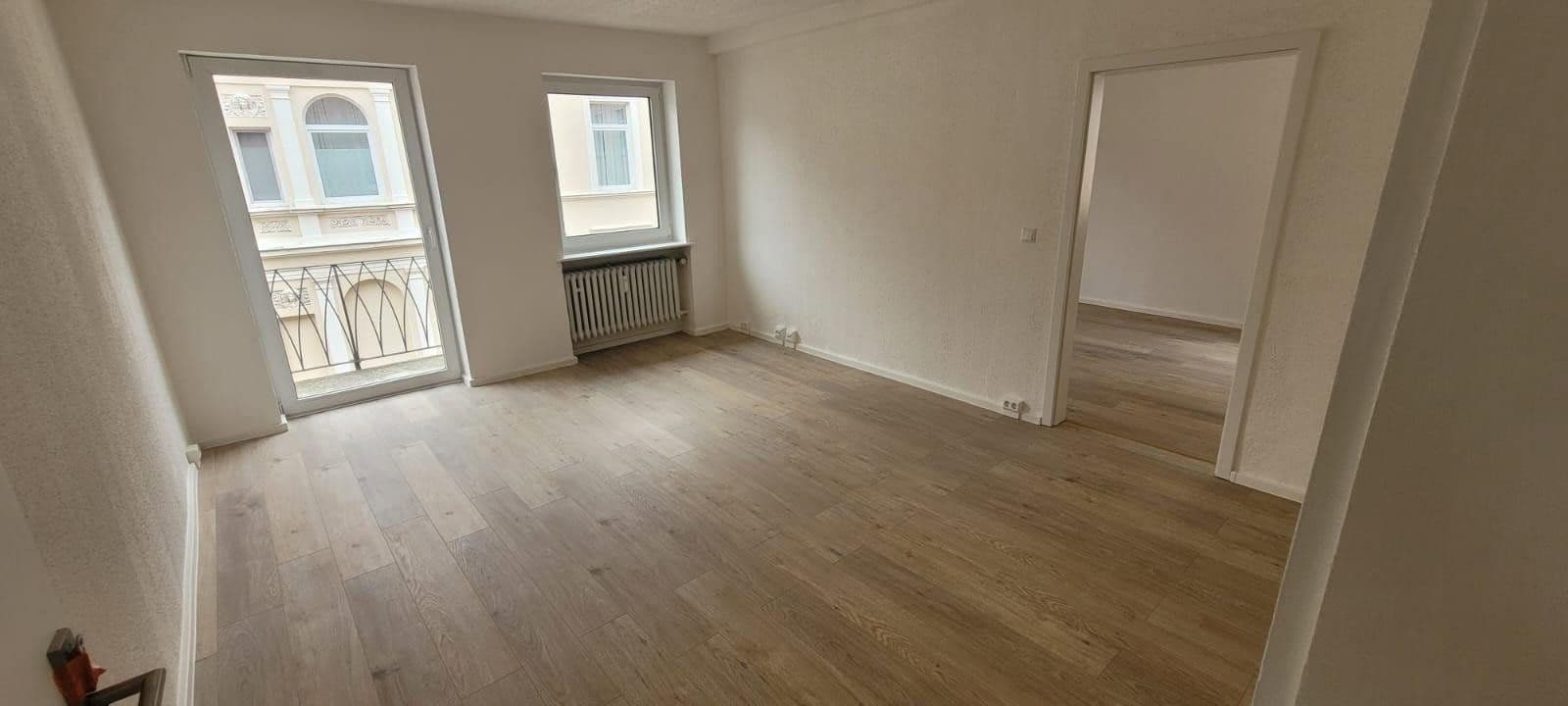 Pronájem bytu 5+1 112 m², Neumärker Straße 7, Helmstedt, Dolní Sasko Pronájem bytu 5+1 112 m², Neumärker Straße 7, Helmstedt, Dolní Sasko