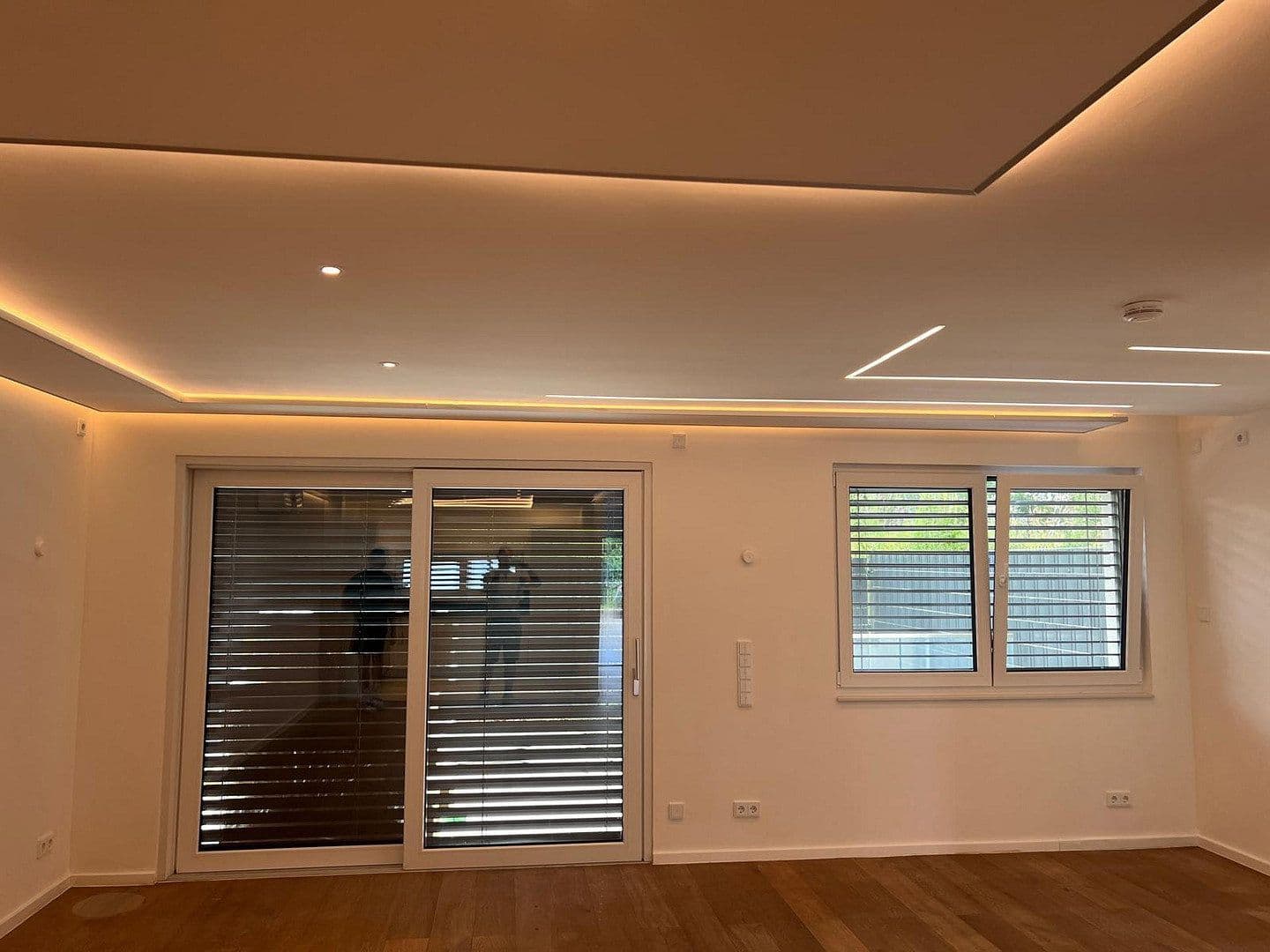 Prodej domu 212 m², pozemek 182 m², Am Blumenfeld 23 A, Meerbusch, Severní Porýní-Vestfálsko Prodej domu 212 m², pozemek 182 m², Am Blumenfeld 23 A, Meerbusch, Severní Porýní-Vestfálsko