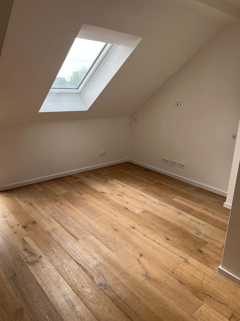 Prodej domu 212 m², pozemek 182 m², Am Blumenfeld 23 A, Meerbusch, Severní Porýní-Vestfálsko Prodej domu 212 m², pozemek 182 m², Am Blumenfeld 23 A, Meerbusch, Severní Porýní-Vestfálsko