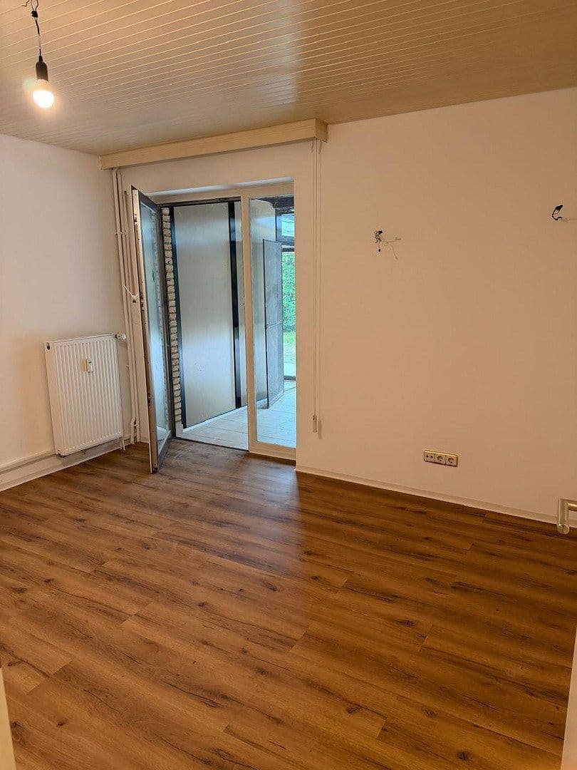 Pronájem bytu 4+1 166 m², Uferallee 16, Bad Bevensen, Dolní Sasko Pronájem bytu 4+1 166 m², Uferallee 16, Bad Bevensen, Dolní Sasko