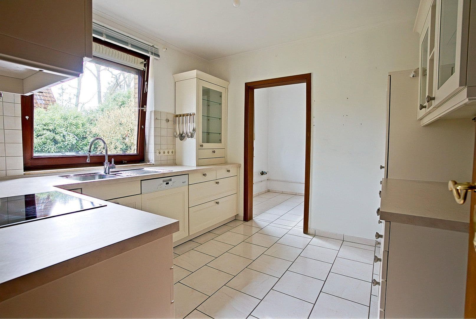 Pronájem bytu 4+1 166 m², Uferallee 16, Bad Bevensen, Dolní Sasko Pronájem bytu 4+1 166 m², Uferallee 16, Bad Bevensen, Dolní Sasko