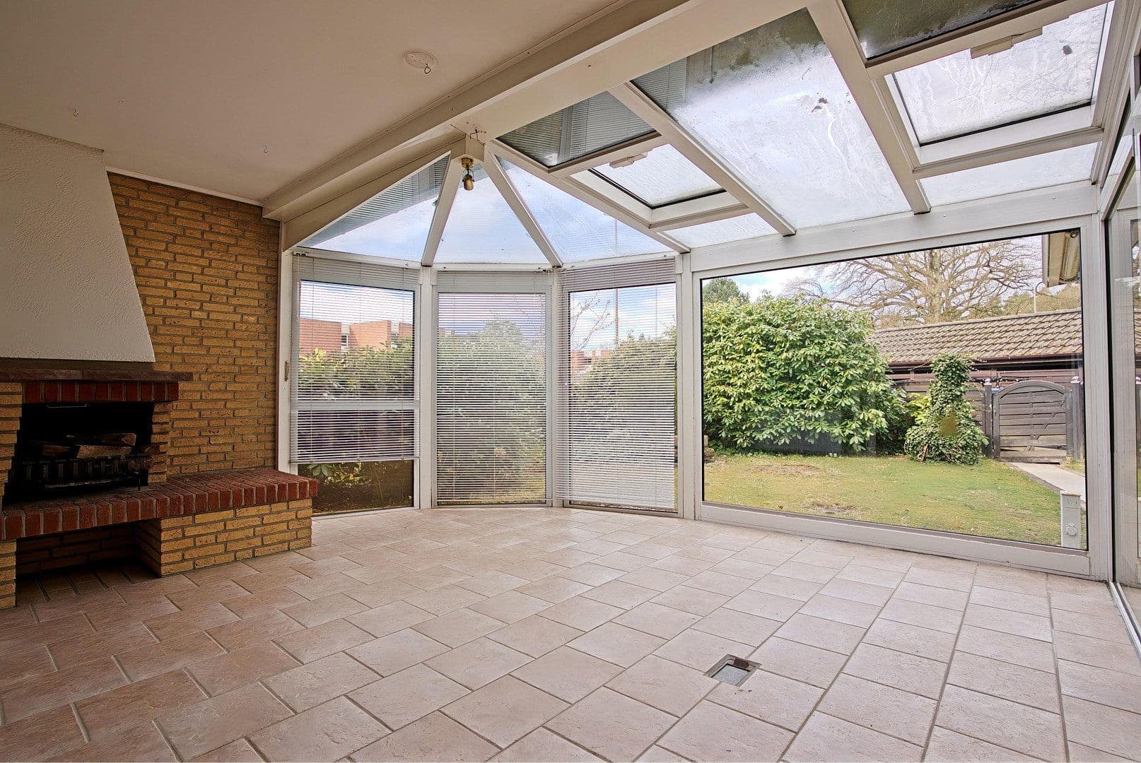 Pronájem bytu 4+1 166 m², Uferallee 16, Bad Bevensen, Dolní Sasko Pronájem bytu 4+1 166 m², Uferallee 16, Bad Bevensen, Dolní Sasko