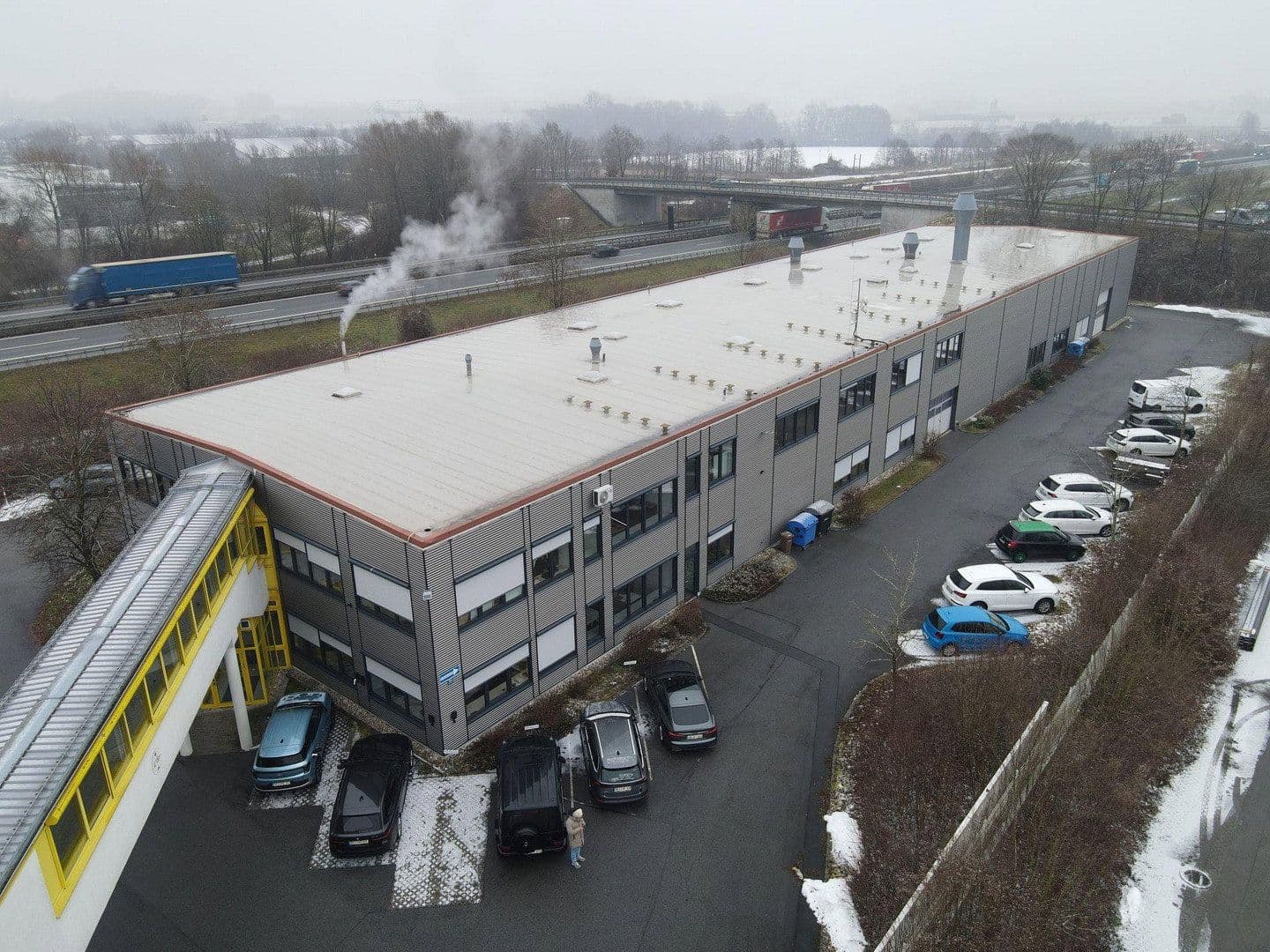 Prodej nebytového prostoru 5.355 m², Hengersberg, Bavorsko Prodej nebytového prostoru 5.355 m², Hengersberg, Bavorsko