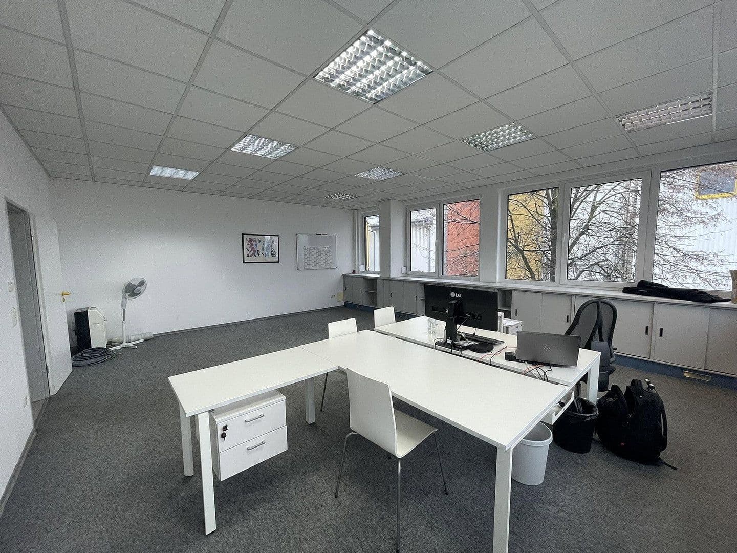 Prodej nebytového prostoru 5.355 m², Hengersberg, Bavorsko Prodej nebytového prostoru 5.355 m², Hengersberg, Bavorsko