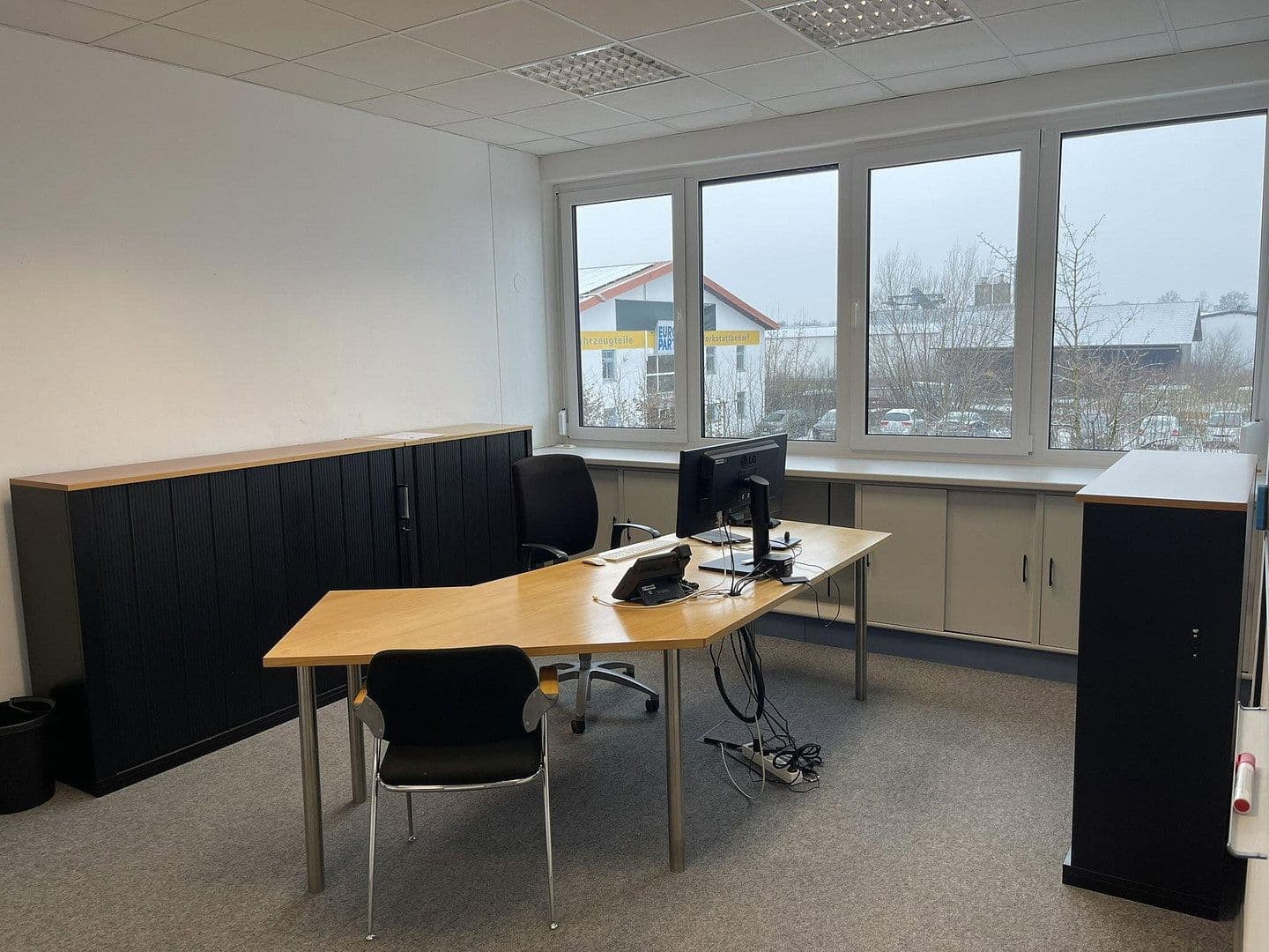 Prodej nebytového prostoru 5.355 m², Hengersberg, Bavorsko Prodej nebytového prostoru 5.355 m², Hengersberg, Bavorsko