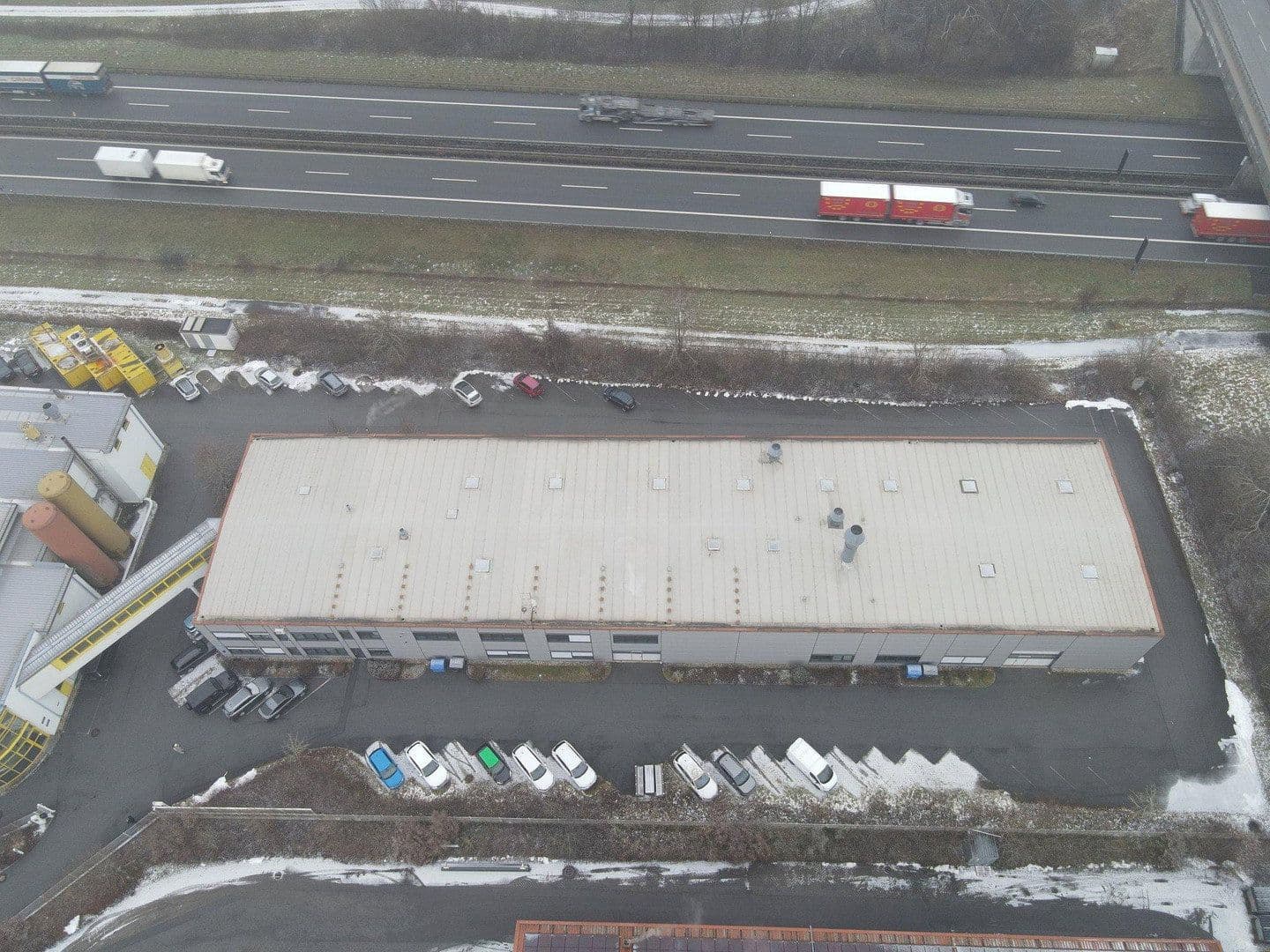 Prodej nebytového prostoru 5.355 m², Hengersberg, Bavorsko Prodej nebytového prostoru 5.355 m², Hengersberg, Bavorsko