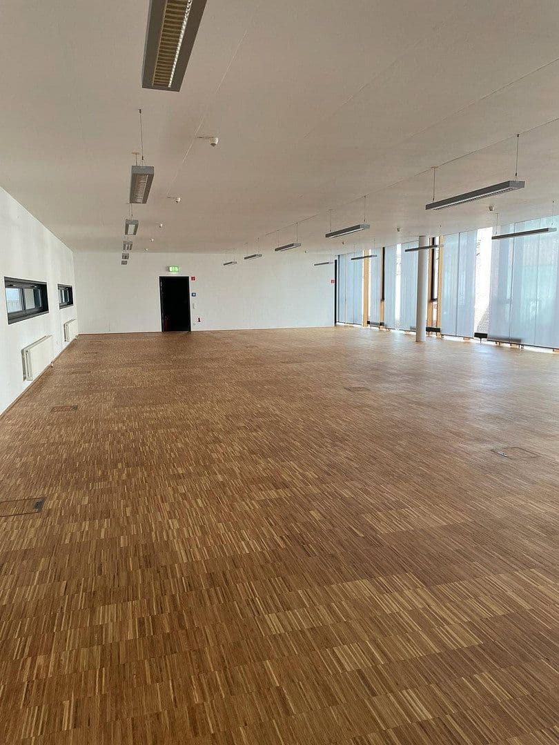 Pronájem kanceláře 1.314 m², Industriestraße 30, Remscheid, Severní Porýní-Vestfálsko Pronájem kanceláře 1.314 m², Industriestraße 30, Remscheid, Severní Porýní-Vestfálsko