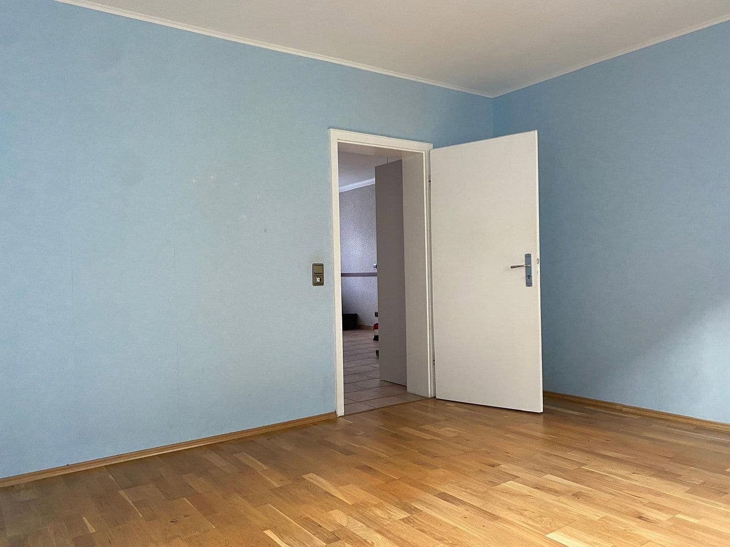 Prodej bytu 3+1 100 m², Wuppertal, Severní Porýní-Vestfálsko Prodej bytu 3+1 100 m², Wuppertal, Severní Porýní-Vestfálsko
