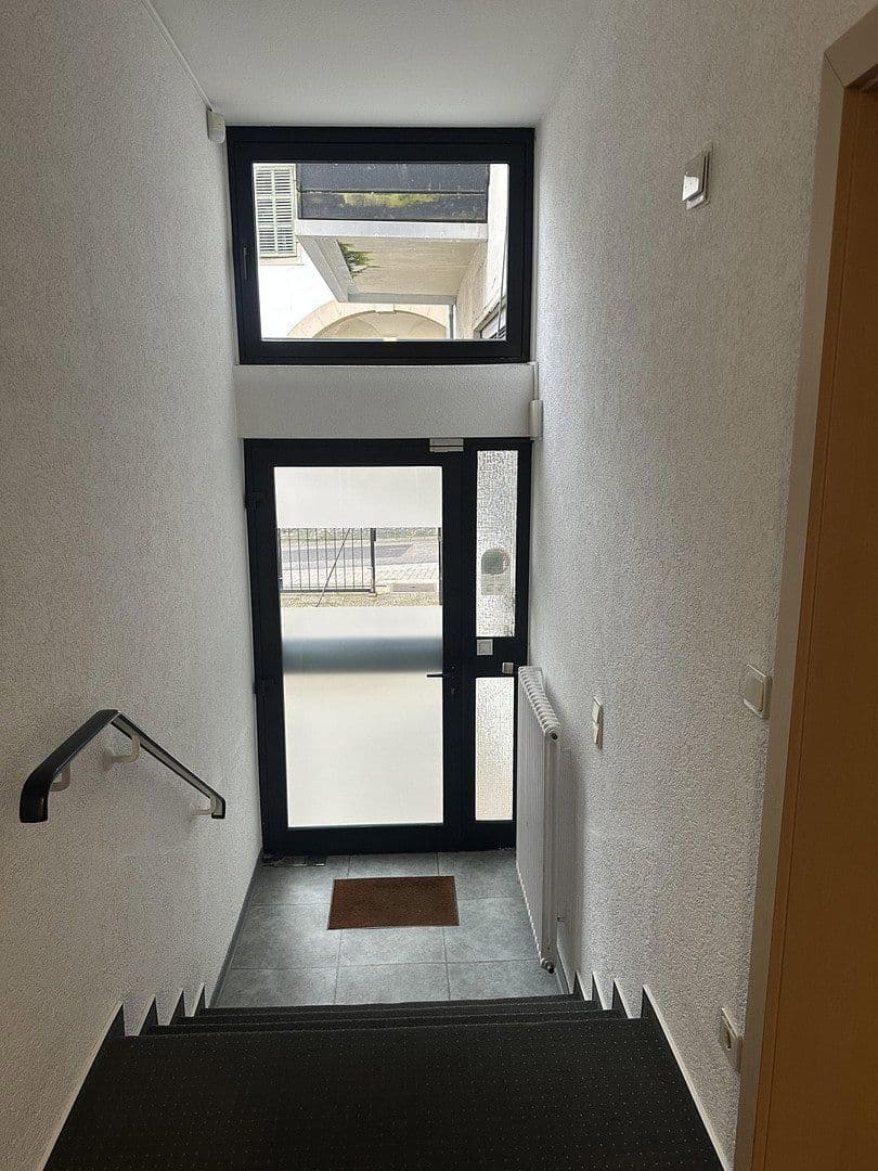 Pronájem nebytového prostoru 198 m², Weinstraße 41, Wachenheim an der Weinstraße, Porýní-Falc Pronájem nebytového prostoru 198 m², Weinstraße 41, Wachenheim an der Weinstraße, Porýní-Falc