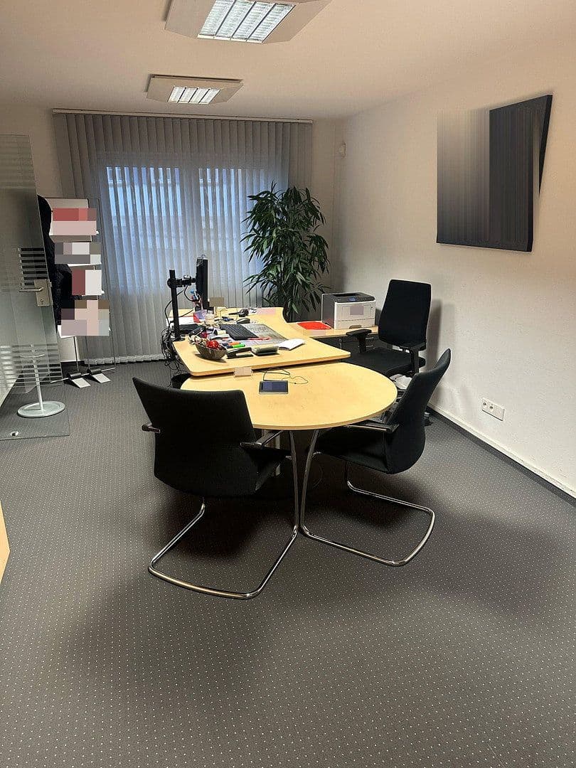 Pronájem nebytového prostoru 198 m², Weinstraße 41, Wachenheim an der Weinstraße, Porýní-Falc Pronájem nebytového prostoru 198 m², Weinstraße 41, Wachenheim an der Weinstraße, Porýní-Falc