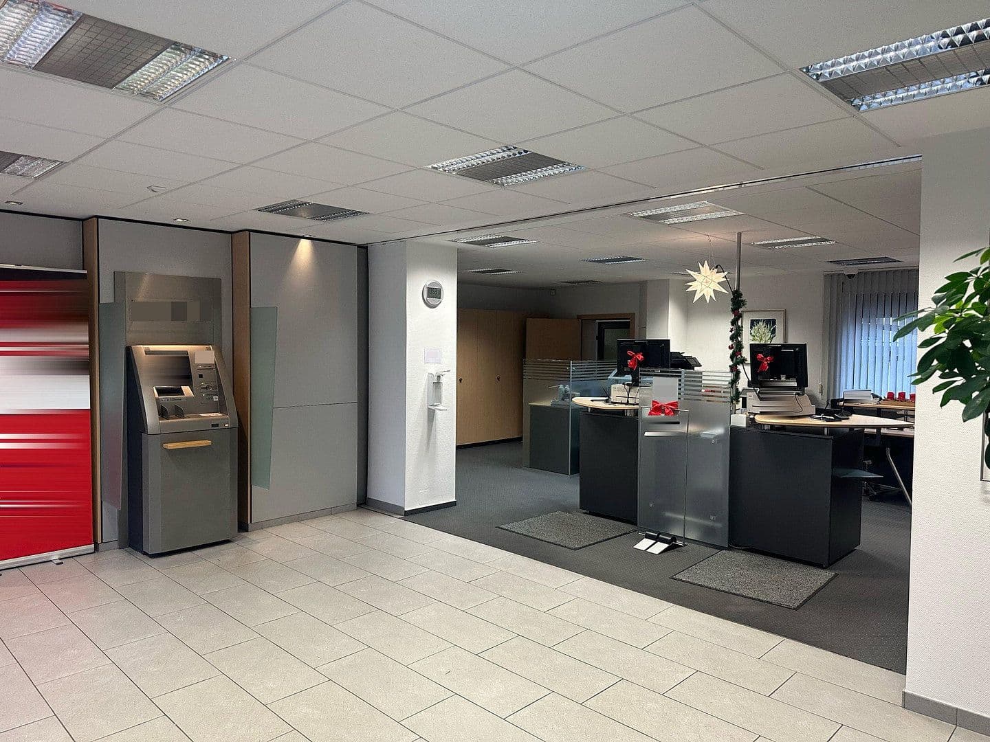 Pronájem nebytového prostoru 198 m², Weinstraße 41, Wachenheim an der Weinstraße, Porýní-Falc Pronájem nebytového prostoru 198 m², Weinstraße 41, Wachenheim an der Weinstraße, Porýní-Falc