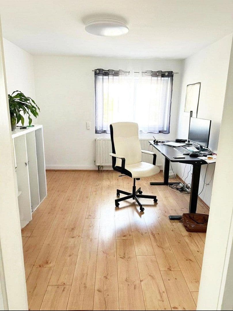 Pronájem bytu 3+1 70 m², Albstadt, Bádensko-Württembersko Pronájem bytu 3+1 70 m², Albstadt, Bádensko-Württembersko