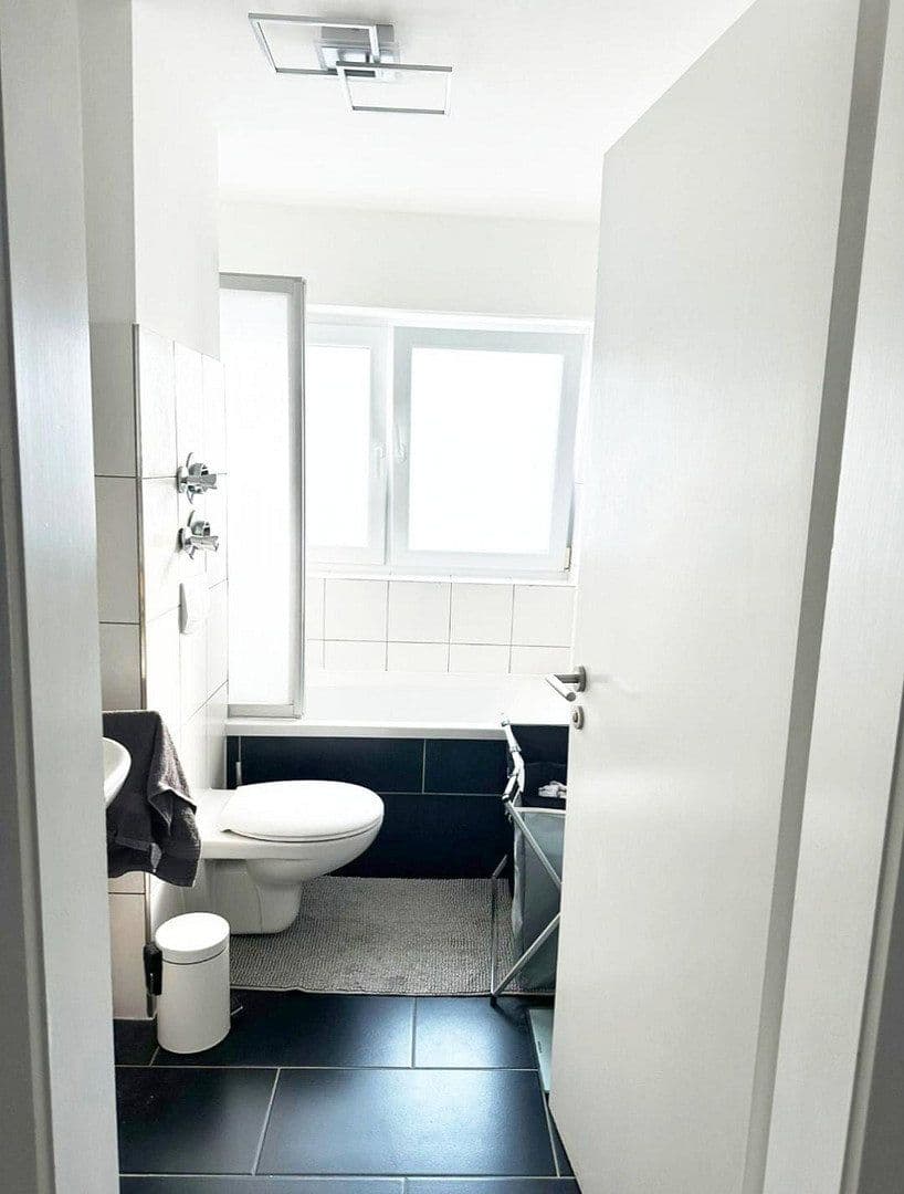 Pronájem bytu 3+1 70 m², Albstadt, Bádensko-Württembersko Pronájem bytu 3+1 70 m², Albstadt, Bádensko-Württembersko