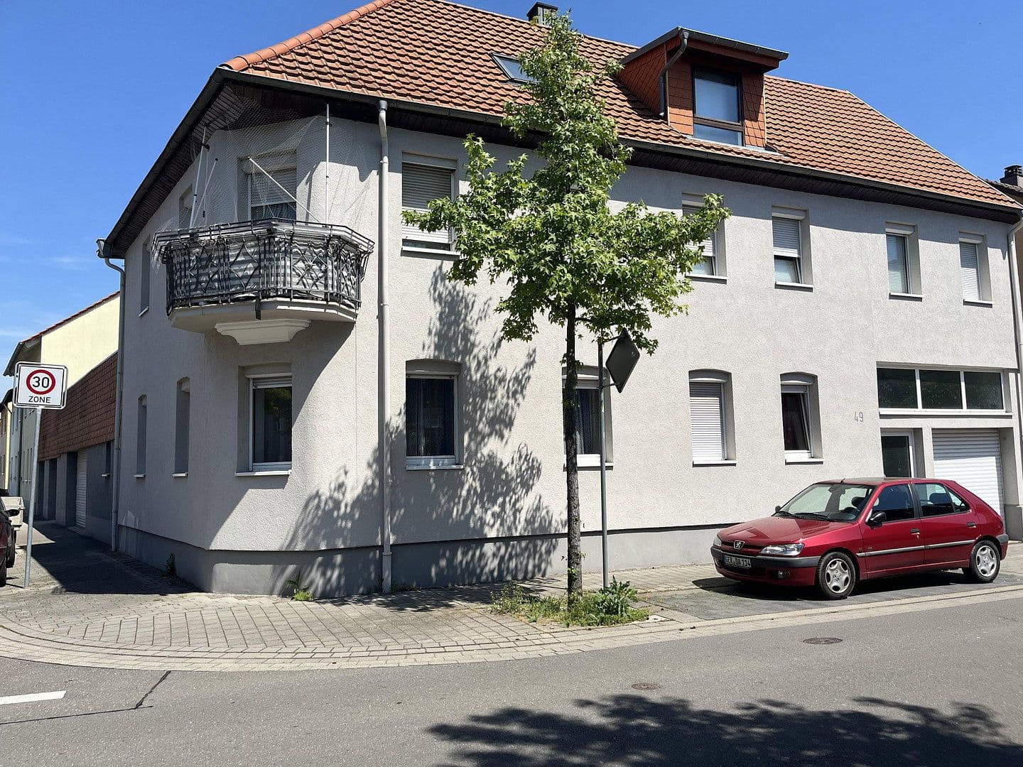 Pronájem bytu 1+1 120 m², Waghäusel, Bádensko-Württembersko Pronájem bytu 1+1 120 m², Waghäusel, Bádensko-Württembersko