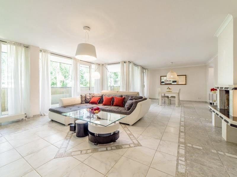 Pronájem bytu 4+1 149 m², Hamburg, Hamburg Pronájem bytu 4+1 149 m², Hamburg, Hamburg