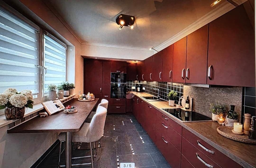 Pronájem bytu 4+1 149 m², Hamburg, Hamburg Pronájem bytu 4+1 149 m², Hamburg, Hamburg