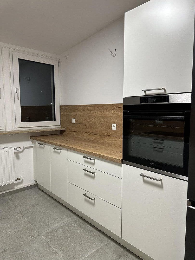 Pronájem bytu 3+1 94 m², Badstr. 131, Egloffstein, Bavorsko Pronájem bytu 3+1 94 m², Badstr. 131, Egloffstein, Bavorsko